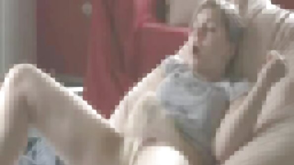 ІФОМУ Чарлі порно відео в школі Чейз трахнуть її змащене маслом тіло